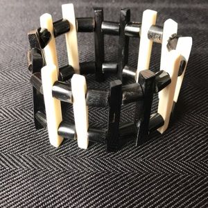 Black and White Bone Stretch Bracelet